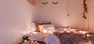 Jak zbudować romantyczny nastrój w sypialni za pomocą lampy stojącej? Poradnik